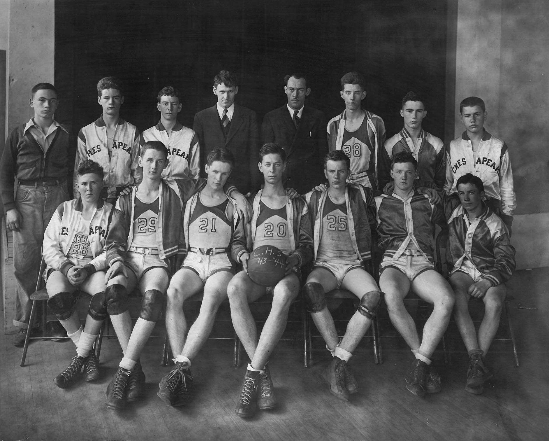 1943-44 Chesapeake High School Basketball Team