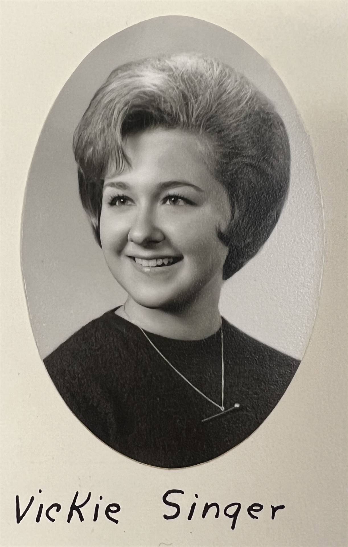 Vickie Singer